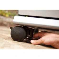 Broil King Regal S490 Schwarz Inkl. Drehspiess -Ausgewähltes Haushaltswarengeschäft 996283 4 142509 1200x812