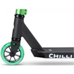 Chilli Pro Scooter Base S - Green -Ausgewähltes Haushaltswarengeschäft base s 108 01 green close up front 168655 628x482